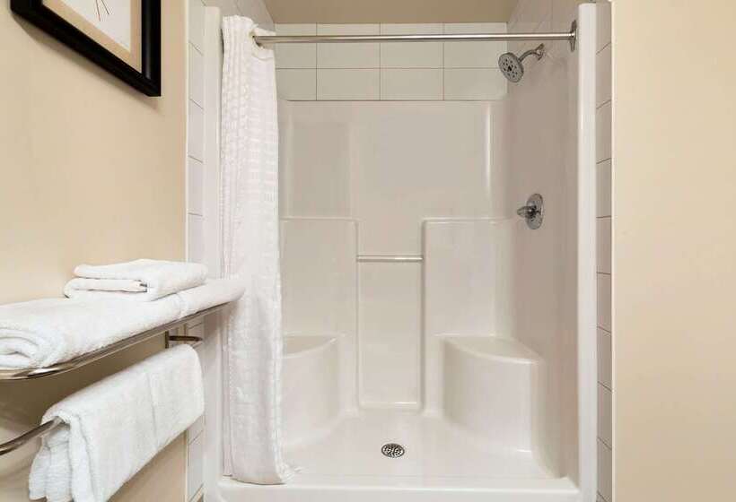 Travelodge Hotel By Wyndham Weyburn