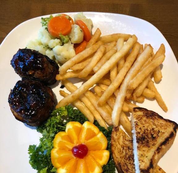 Travelodge Hotel By Wyndham Weyburn