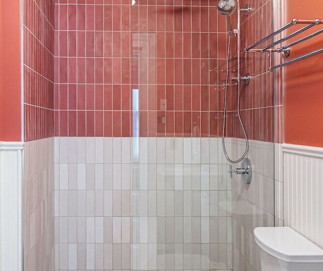 فندق Trinity House Inn