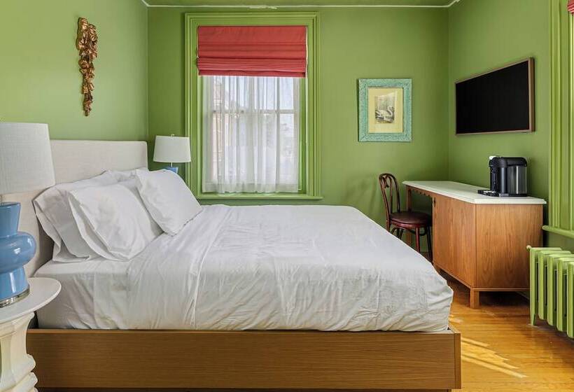 فندق Trinity House Inn