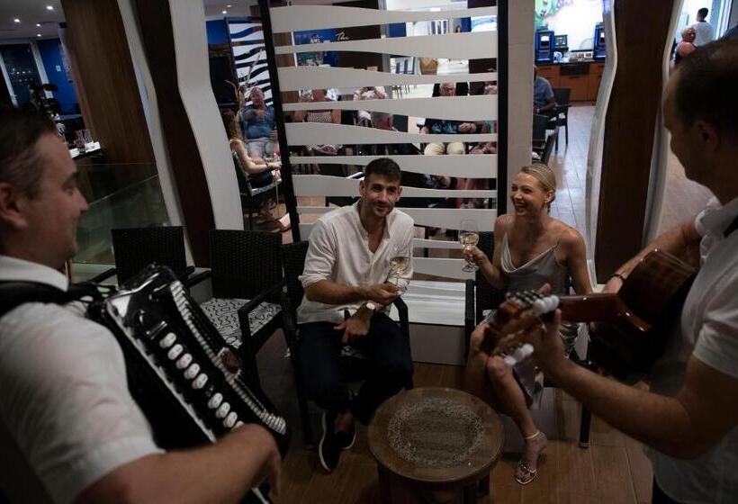 Отель Tui Blue Kalamota Island   All Inclusive