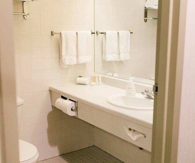 فندق Victoria Inn Flin Flon