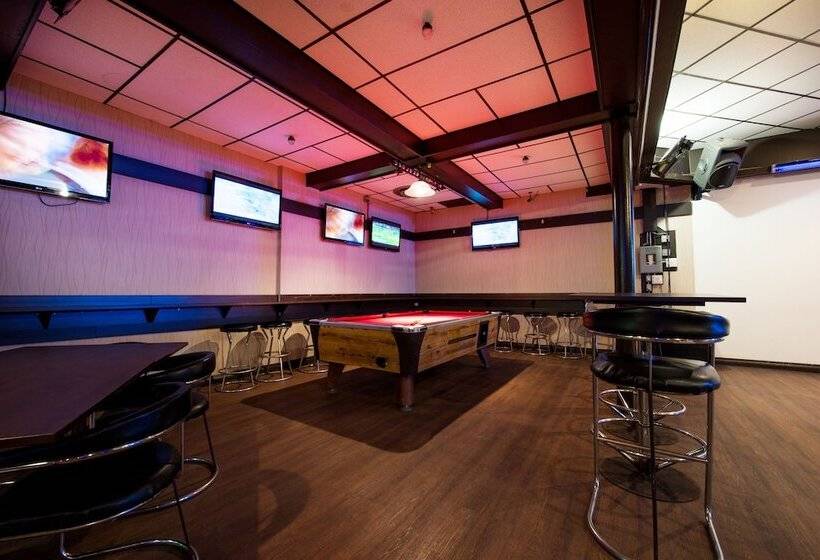 فندق Victoria Inn Flin Flon