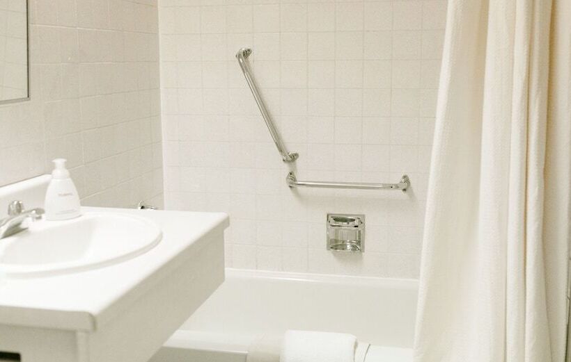 فندق Victoria Inn Flin Flon