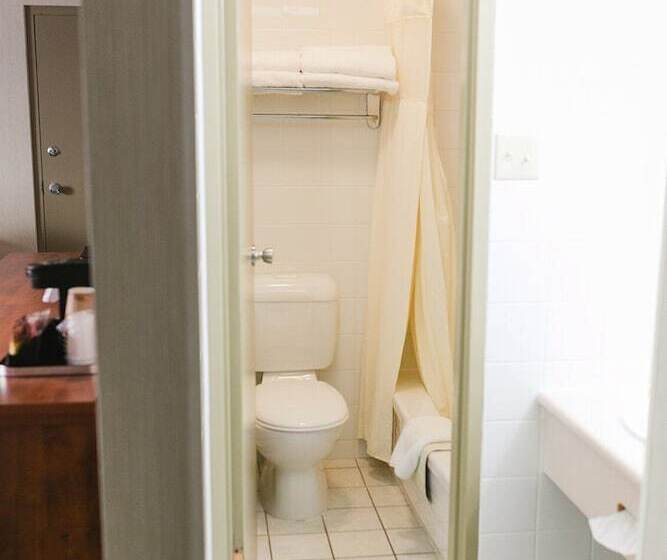 فندق Victoria Inn Flin Flon