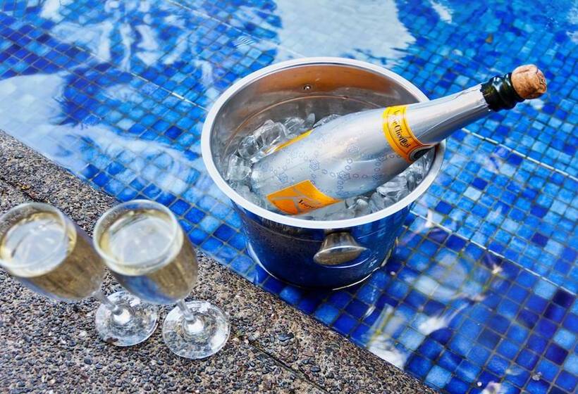 호텔 Villa Caletas