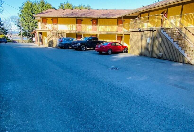 בית מלון כפרי Wessex Inn By The Sea