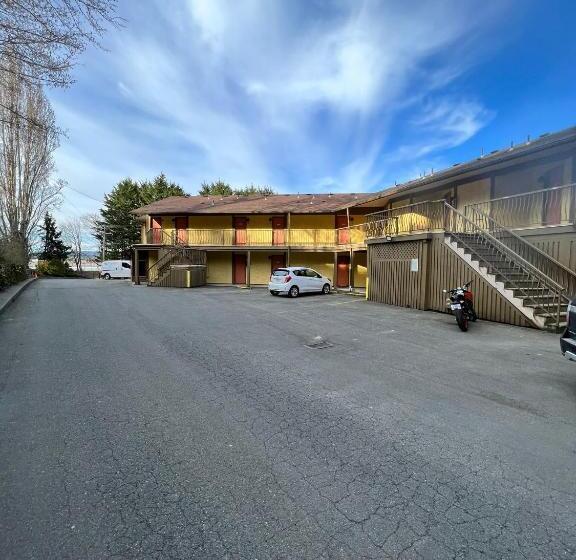 בית מלון כפרי Wessex Inn By The Sea