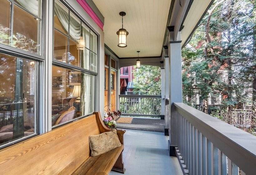 酒店 West End Guest House