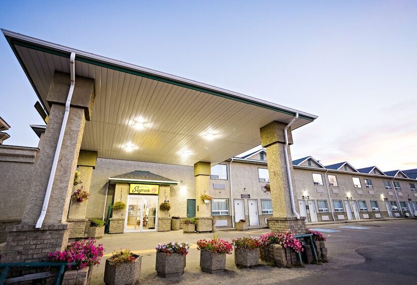 فندق على الطريق Super 8 By Wyndham Drayton Valley