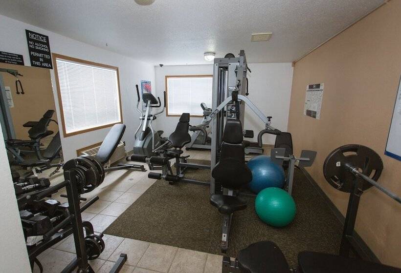 فندق على الطريق Super 8 By Wyndham Drayton Valley