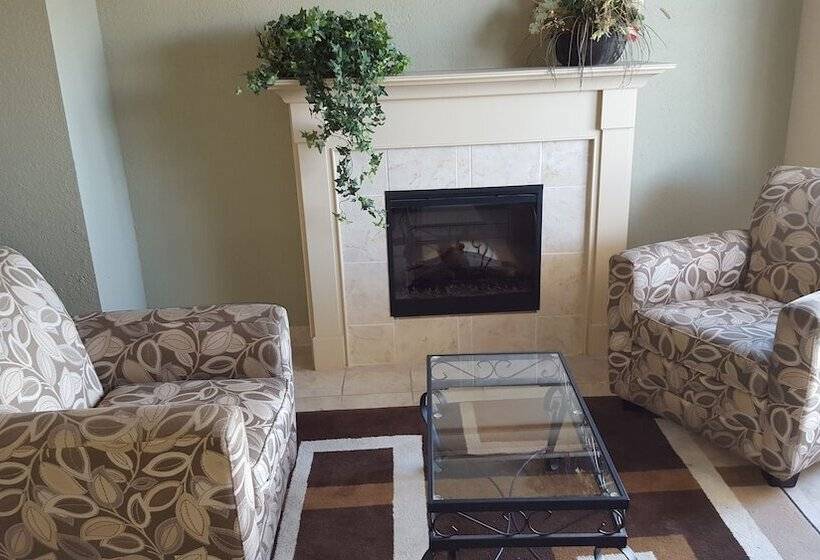 מוטל Super 8 By Wyndham Pincher Creek Ab