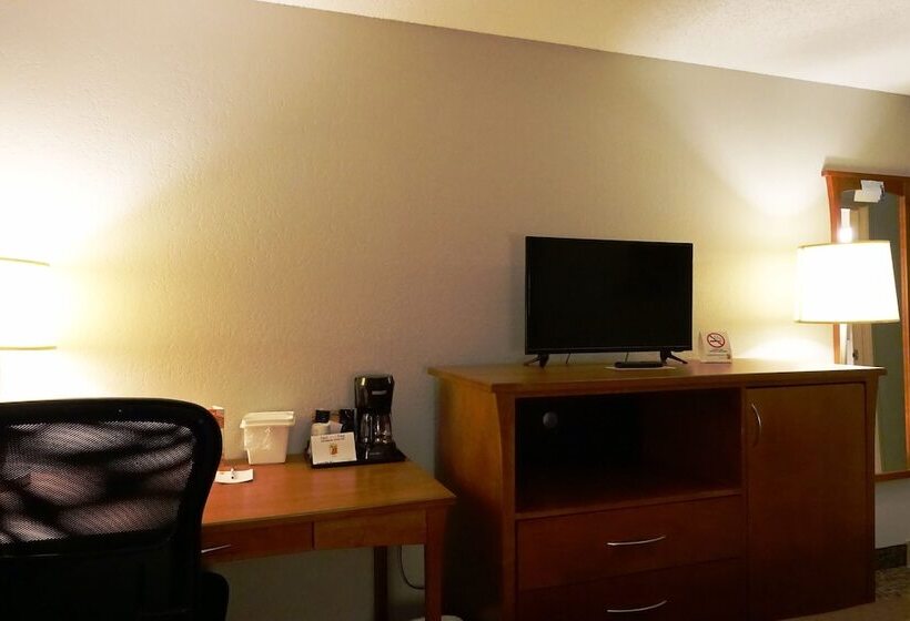 מוטל Super 8 By Wyndham Regina