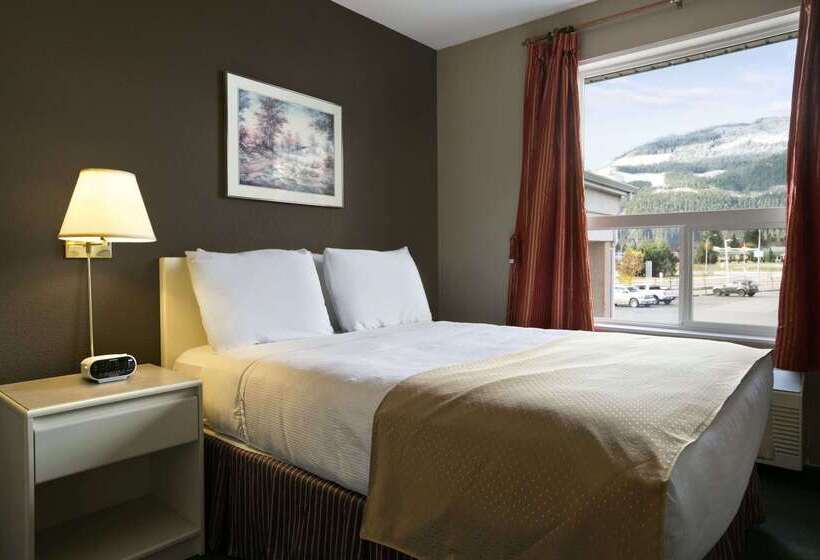 모텔 Super 8 By Wyndham Revelstoke Bc