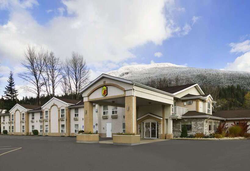 مُتل Super 8 By Wyndham Revelstoke Bc