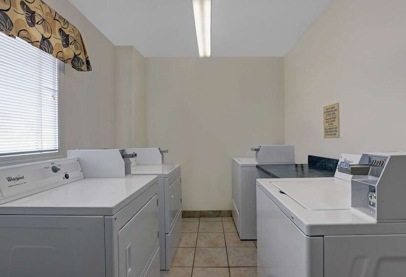 מוטל Surestay Plus Hotel By Best Western Drumheller