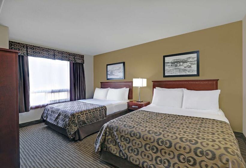 Мотель Surestay Plus Hotel By Best Western Drumheller