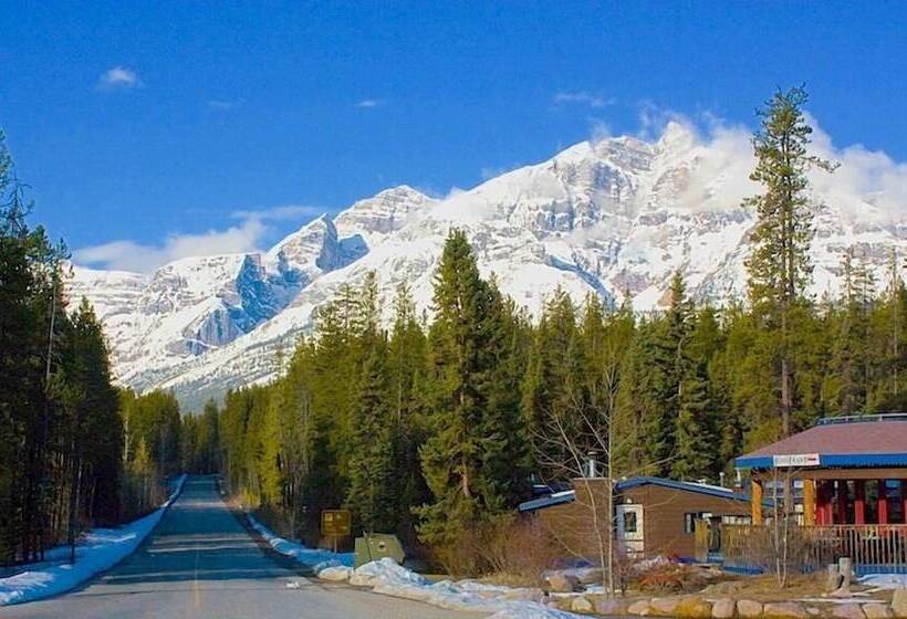 استراحتگاه Sunwapta Falls Rocky Mountain Lodge