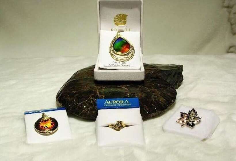 منتجع Sunwapta Falls Rocky Mountain Lodge