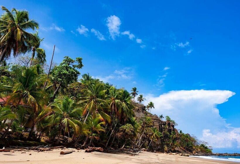 منتجع Tango Mar Beachfront Boutique Hotel & Villas