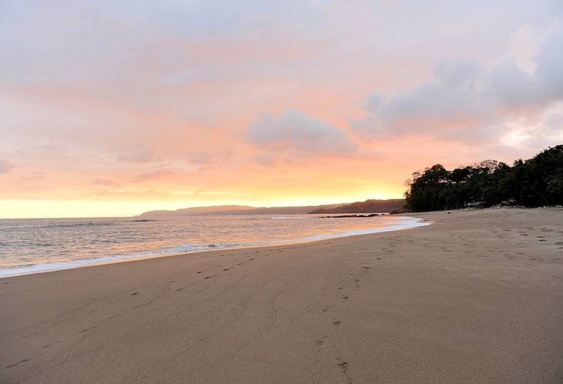 منتجع Tango Mar Beachfront Boutique Hotel & Villas