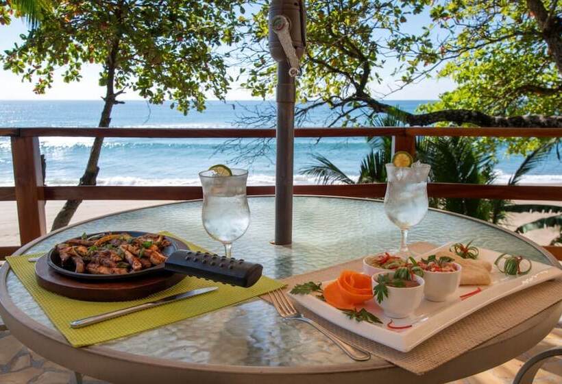 منتجع Tango Mar Beachfront Boutique Hotel & Villas