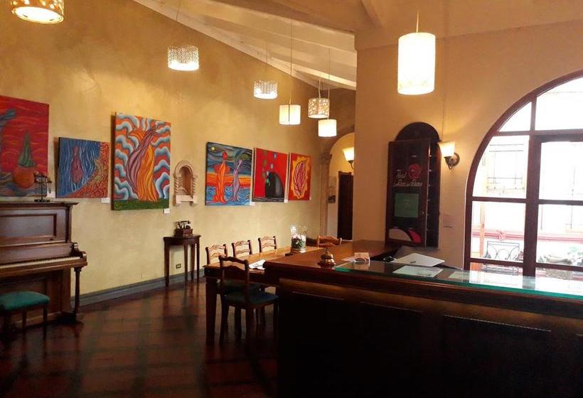 酒店 La Rosa Del Paseo