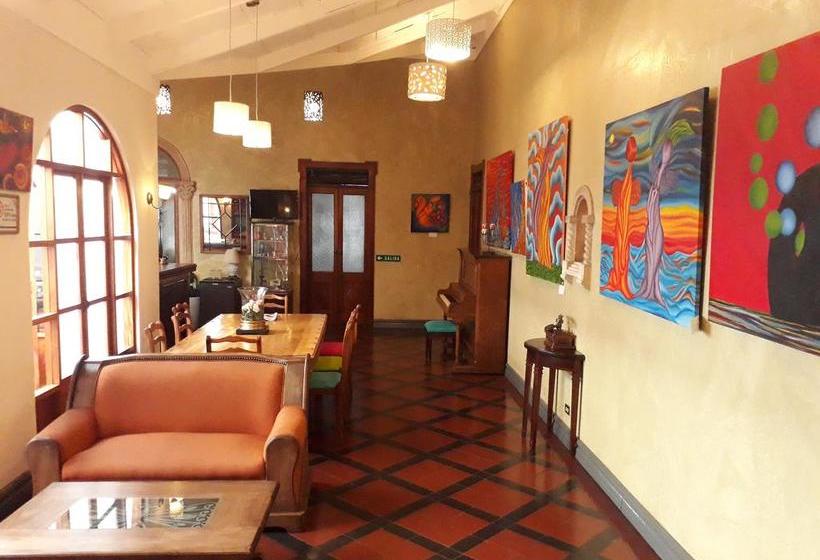 酒店 La Rosa Del Paseo