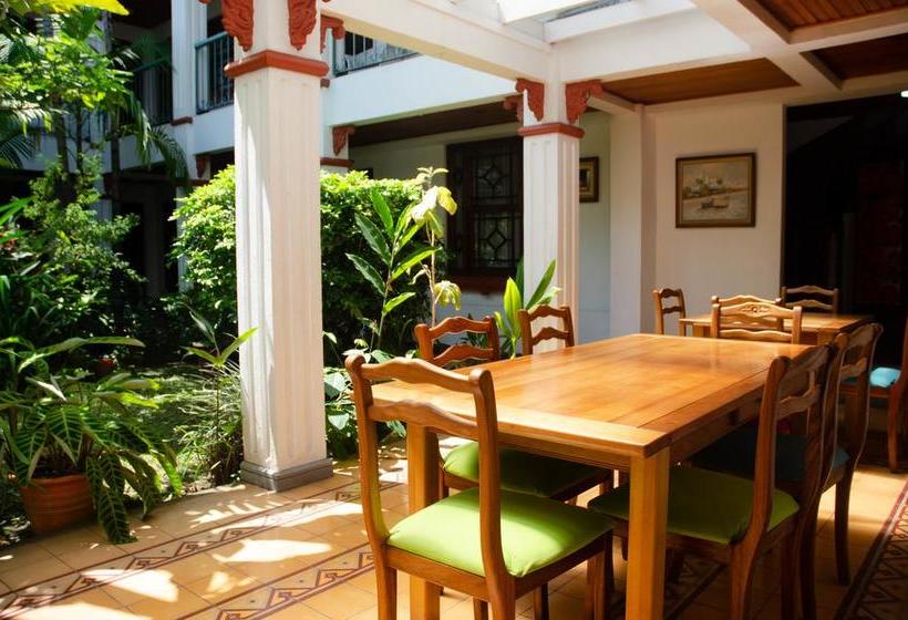 酒店 La Rosa Del Paseo