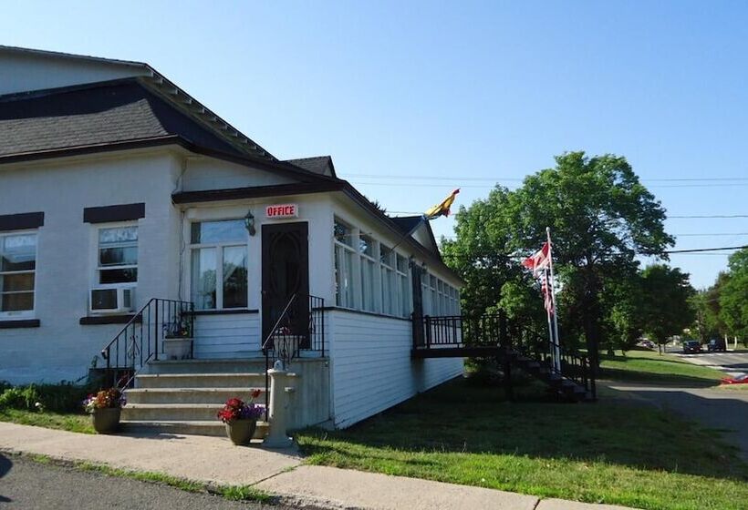 Stiles Motel Hill View