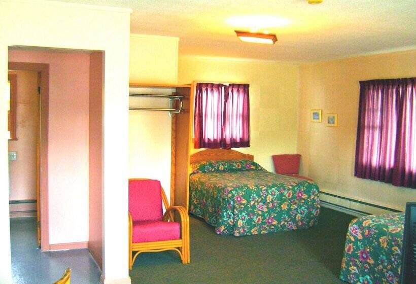 Stiles Motel Hill View