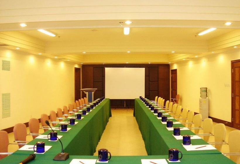 Cactus Resort Sanya By Gloria