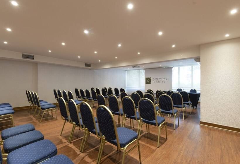 هتل Director Vitacura