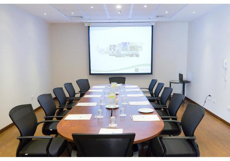 בית מלון כפרי Director Vitacura