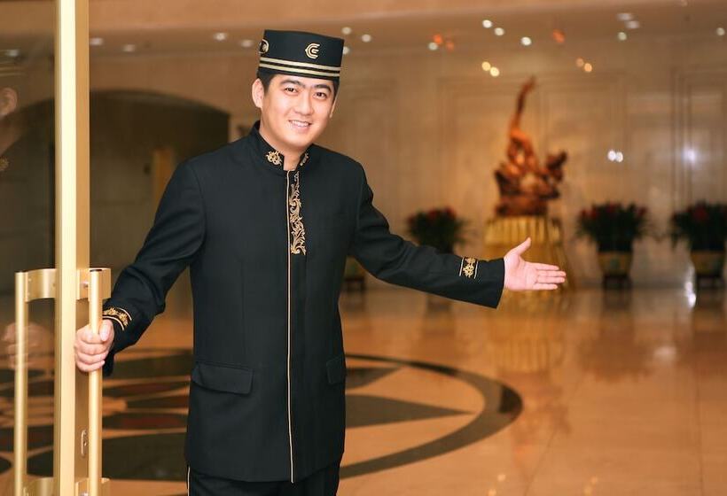 Отель Dalian East