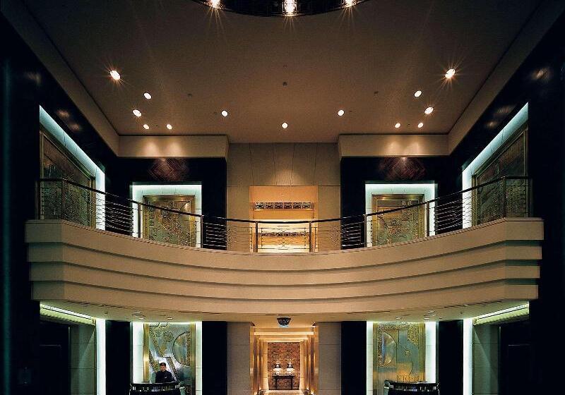 هتل Grand Hyatt Shanghai