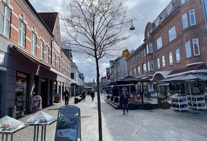 فندق Herning City