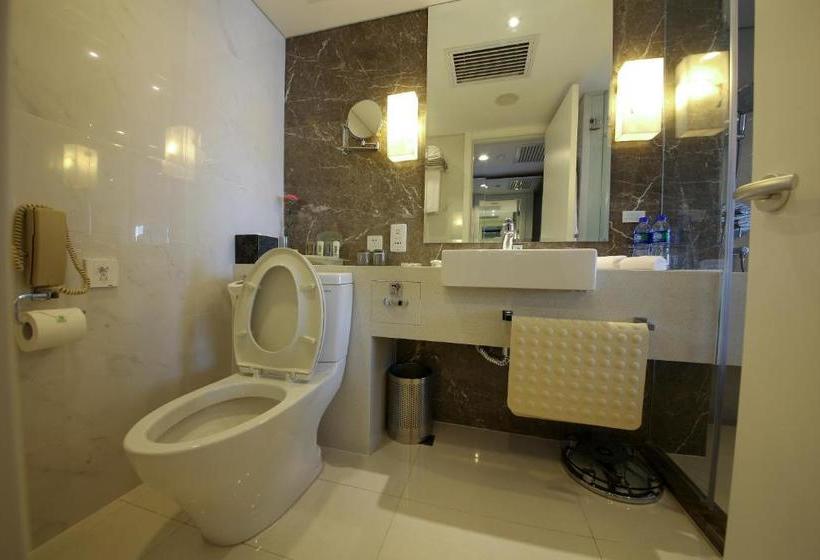 בית מלון כפרי Holiday Inn City Centre Harbin