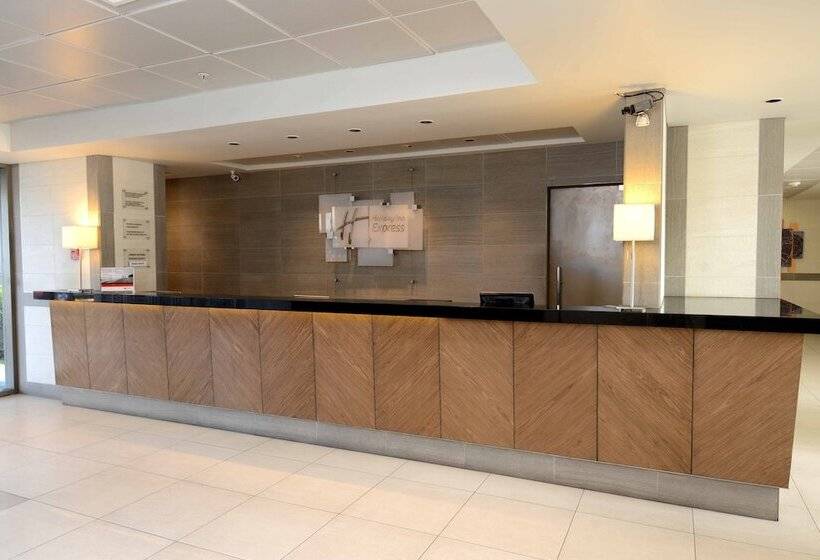 호텔 Holiday Inn Express   Iquique, An Ihg