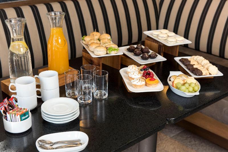 Отель Holiday Inn Express   Temuco, An Ihg