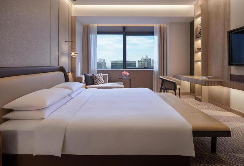Отель Hyatt Regency Metropolitan Chongqing