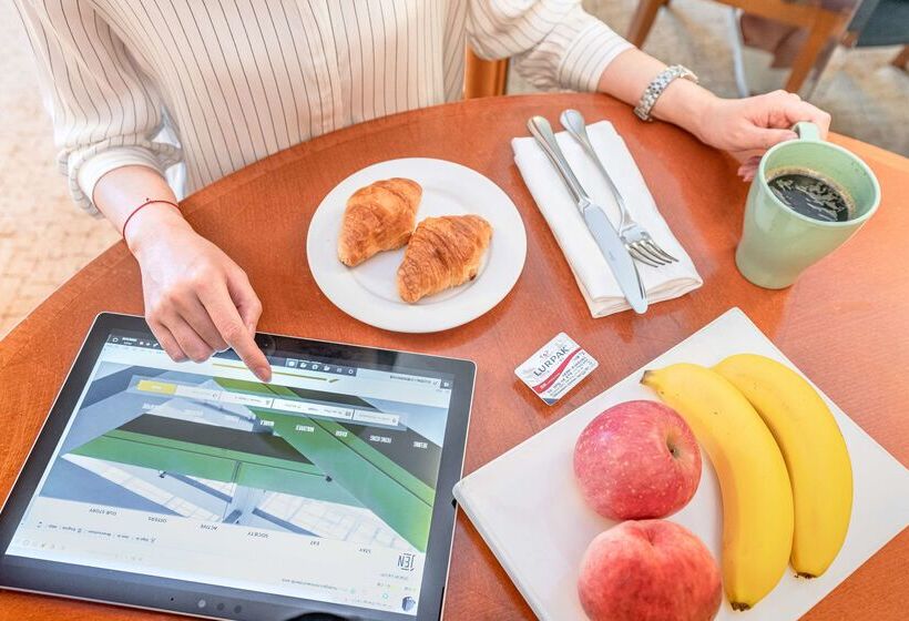 Отель Jen Shenyang By Shangrila