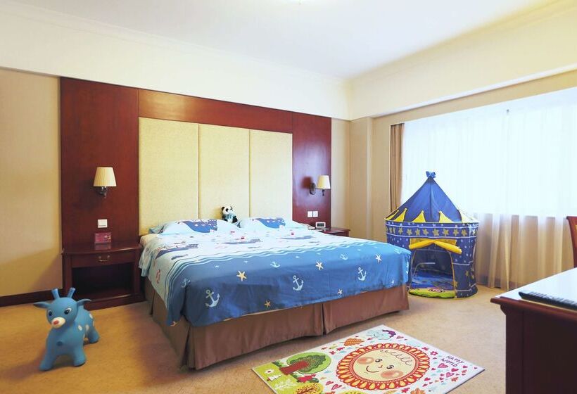 Отель Jen Shenyang By Shangrila