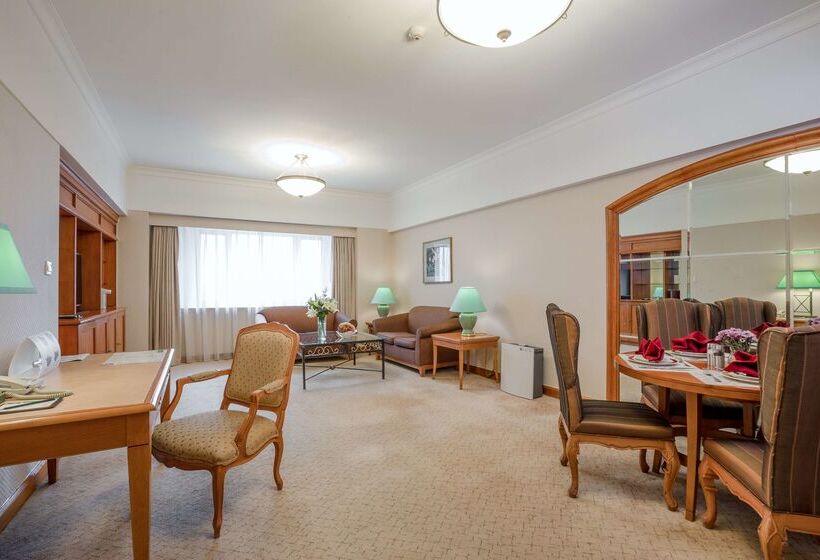 Отель Jen Shenyang By Shangrila