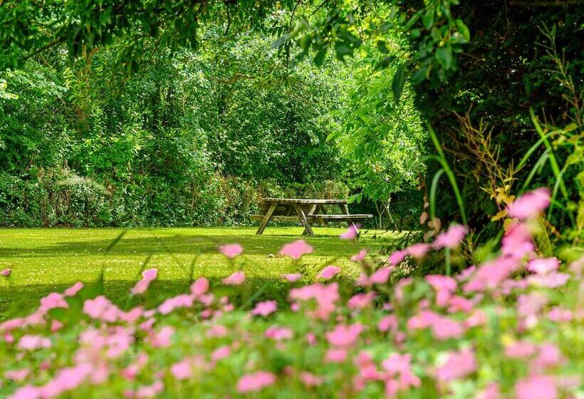 فندق Menstrup Kro