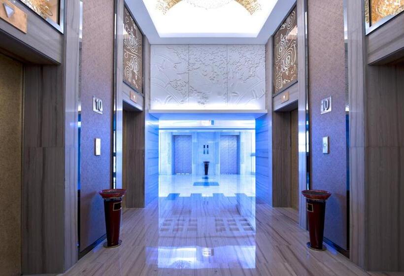 Отель Nanjing Central