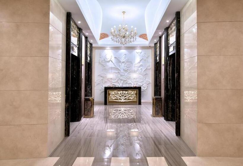 Отель Nanjing Central