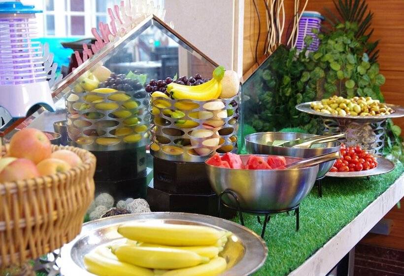 Отель Nanjing Central