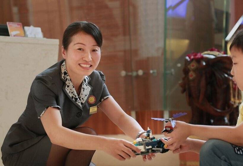 Отель Nanjing Central