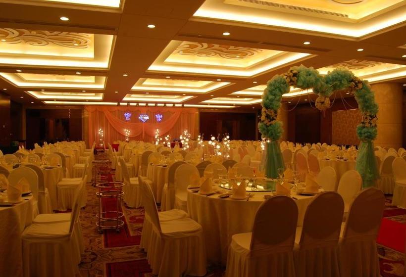 Отель Ningbo World